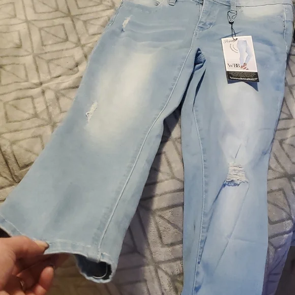 ROYALTY MID RISE JEANS - Picture 3 of 5